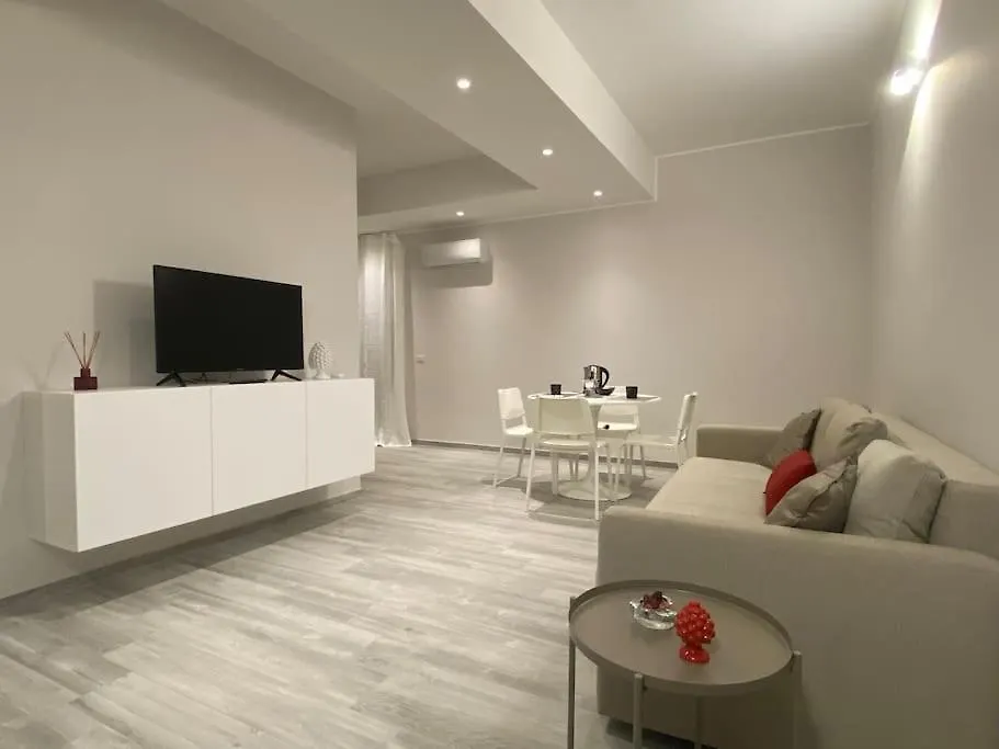 Petali Di Rosa Apartment 2 - 600M Dal Teatro Greco Syracuse