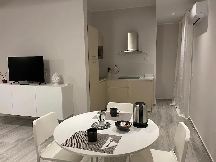 Petali Di Rosa Apartment 2 - 600M Dal Teatro Greco Syracuse